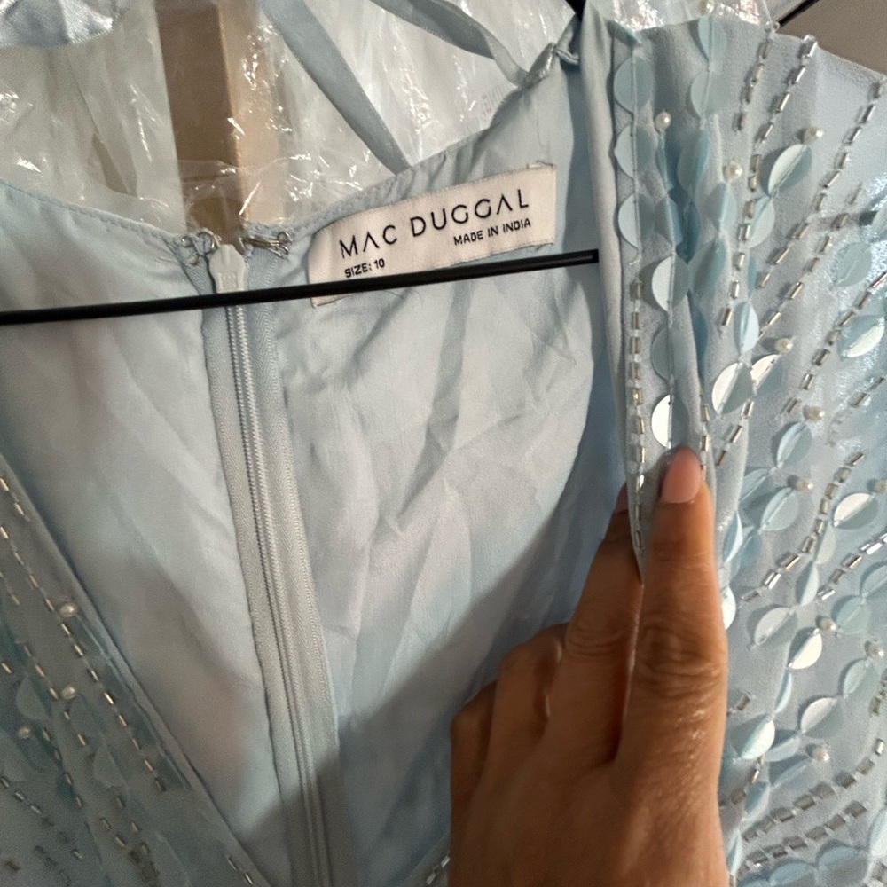 Mac Duggal Blue Embellished V Neck Evening Gown - Picture 6 of 8
